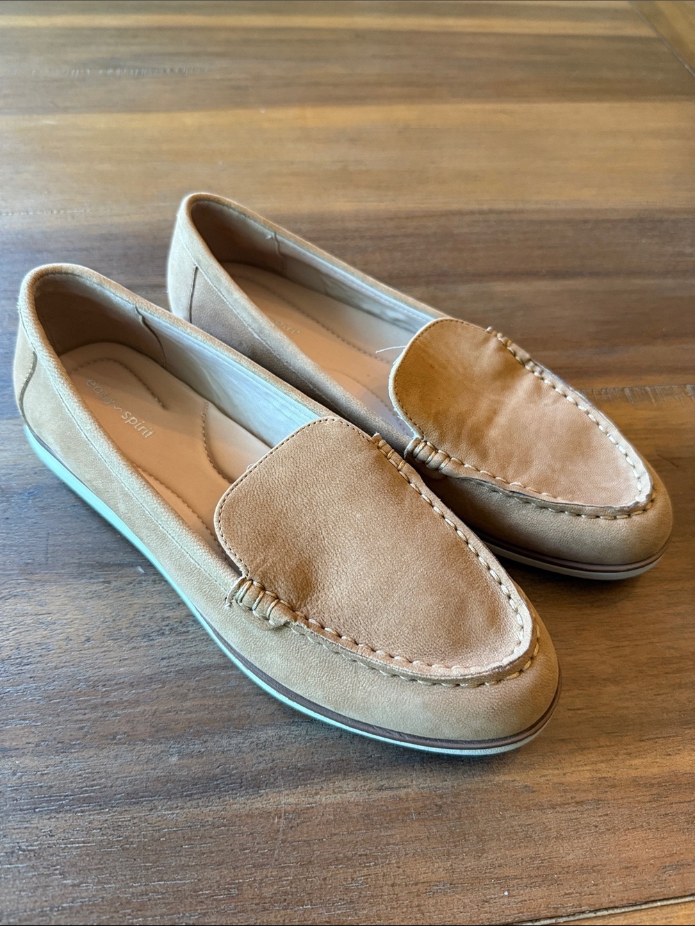 Easy Spirit Women's Tan Suede Slip-On Loafers Size 8.5